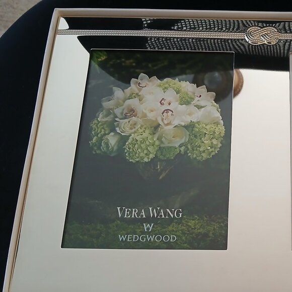 Vera Wang Wedgwood Infinity Double Invitation Frame - New - Picture 3 of 8